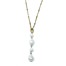 Baroque Pearl Pearl Gold Pendant Necklace - Costume Jewelry