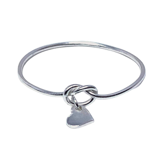 Sterling silver heart love knot ring in 925 silver with heart charm