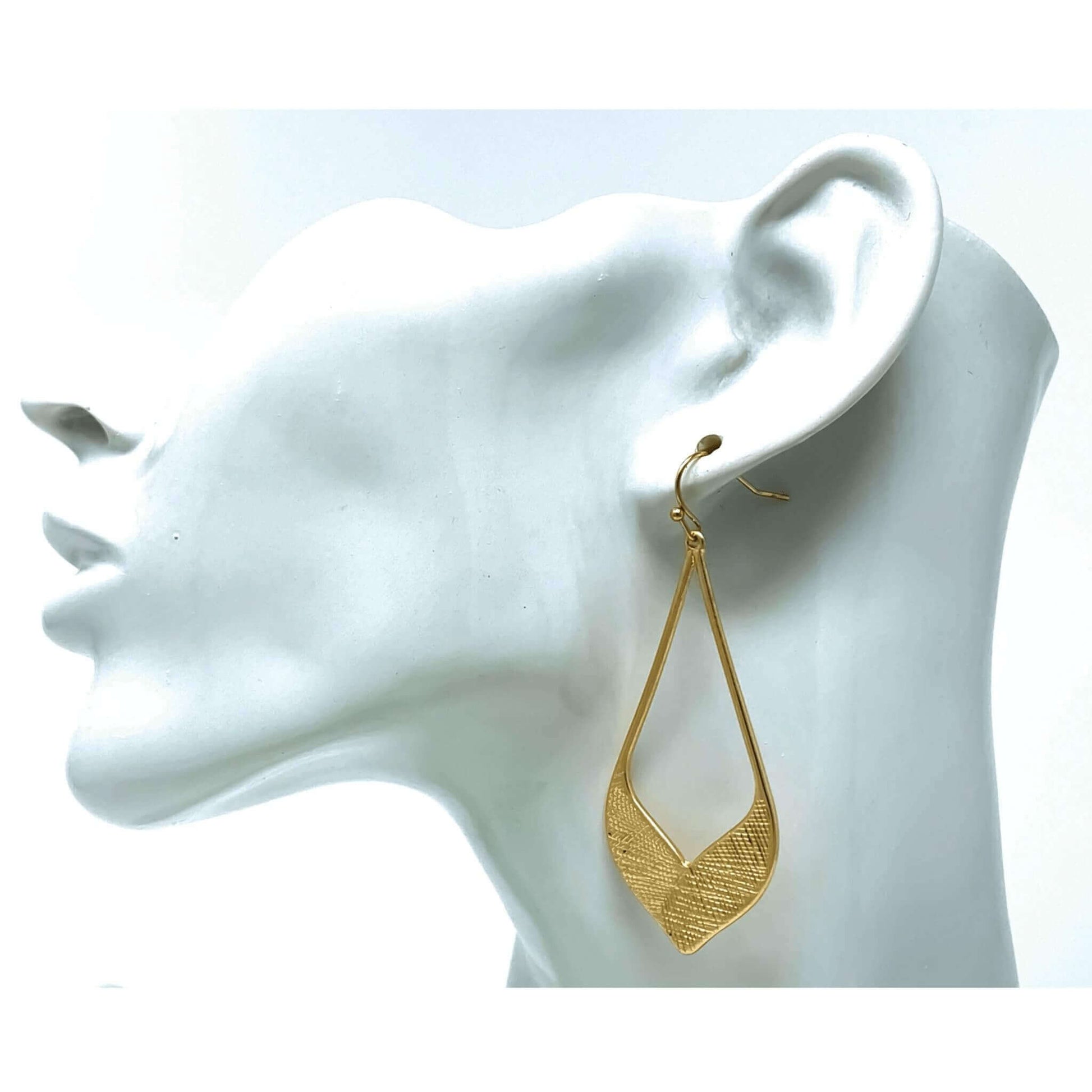 Gold Teardrop Trendy Dangle Earrings - Fashion Costume Jewelry