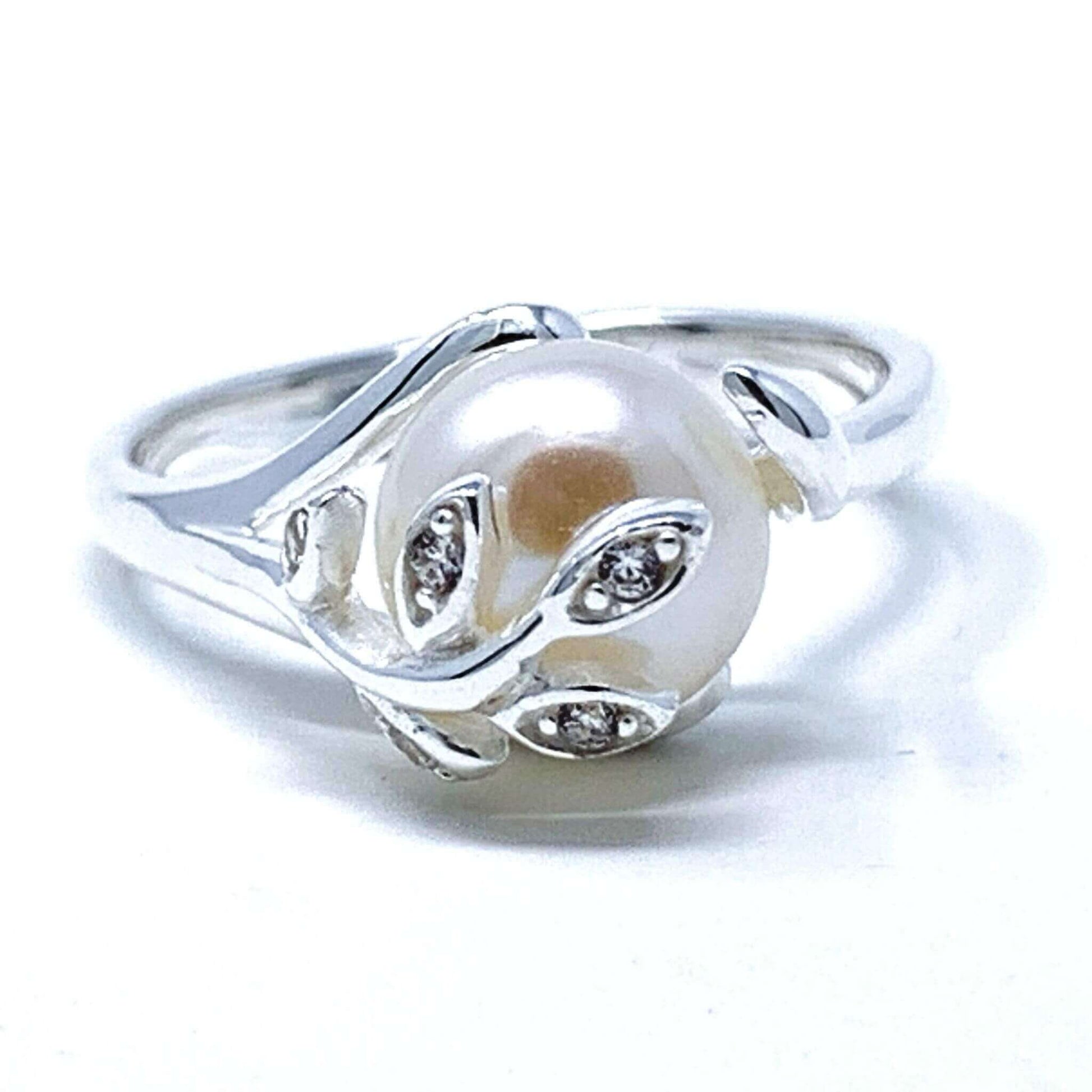 Sterling Silver Pearl Ring