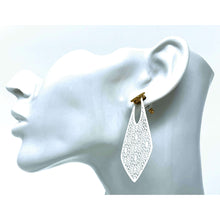 Filigree Teardrop Stud White Earrings - Fashion Costume Jewelry
